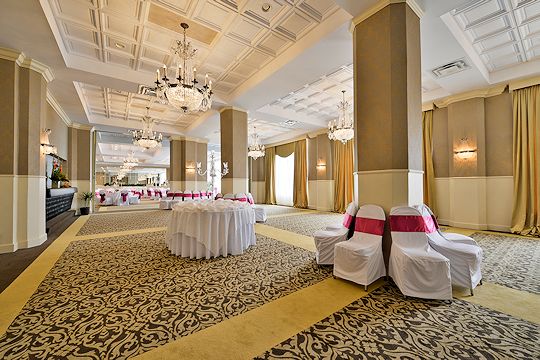 Wedding Ceremonies & Receptions